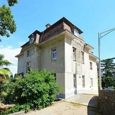 Pelda Apartment, Sea View, Parking, Pet Friendly Apartment